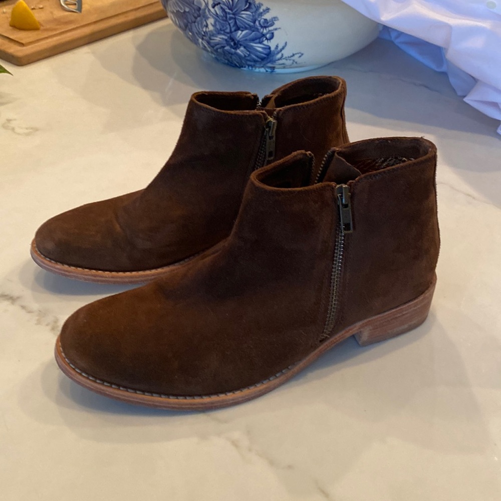 Woman’s ankle boot